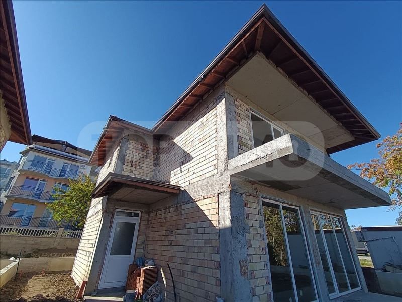 Продава се Къща в Бяла - 133 кв.м за 1226 €/кв.м - Снимка #10