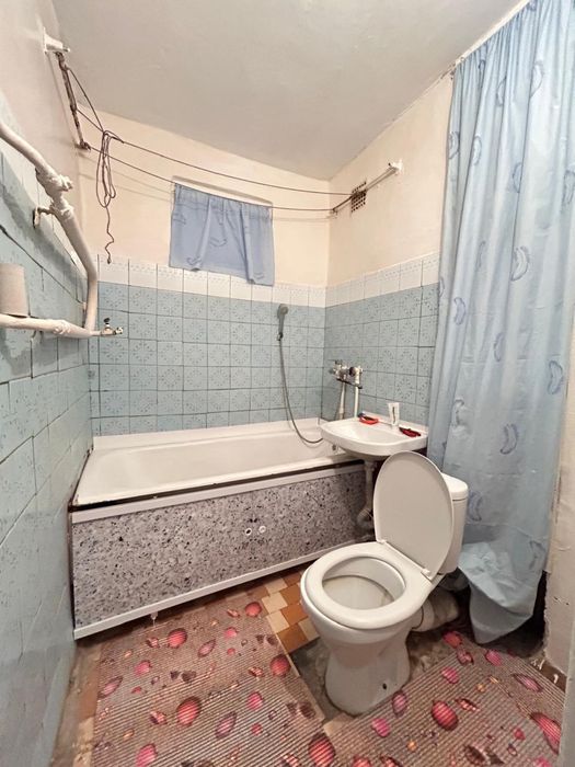 Сдам 2 комнатную квартиру