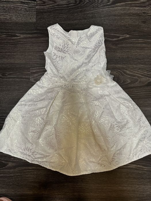 Рокли за момиче-Различни размери