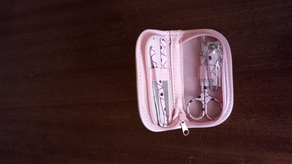 Червен халат ( хавлия ) без качулка на фирмата Mediter Menager + бонус