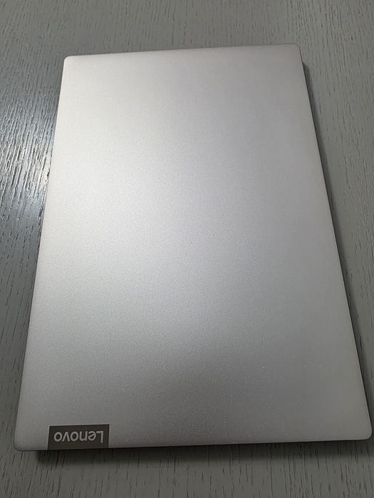 Lenovo IdeaPad S540 – 14” | Ryzen 5 | SSD 1TB | Ușor & portabil