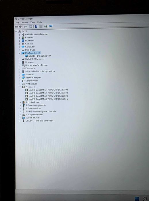 Acer Aspire 3-Intel i3~7020U-17,3FHD-8GB-250 GB SSD-Intel HD630~4GB