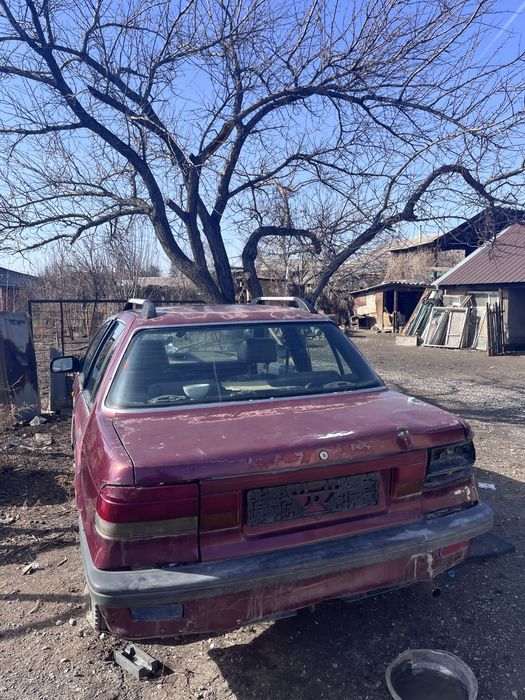 Mitsubishi Lanser 92 года