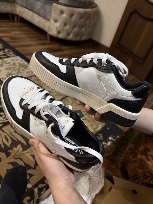 НОВЫЕ кроссовки skechers