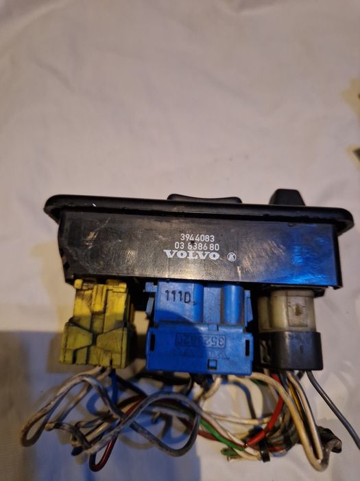 Волва FH12  2000 год