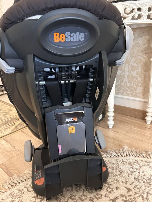 Автокресло Besafe