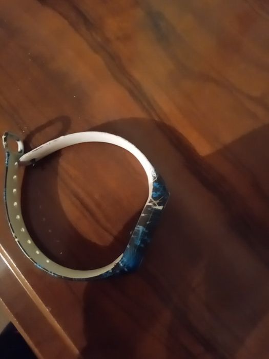 Mi band 2 sotiladi original