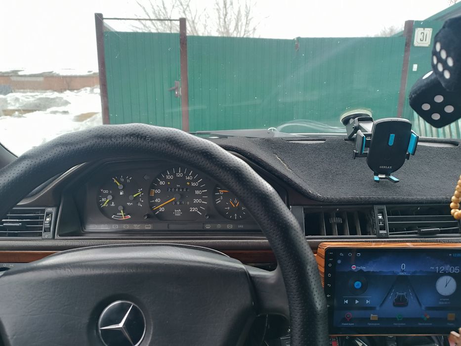 Продам Мерседес  124