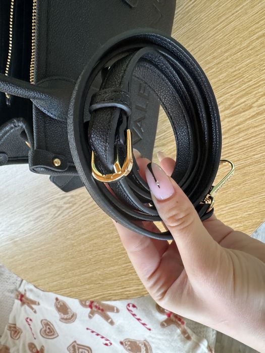 Дамска черна чанта Valentino