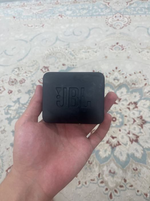 Портативная колонка jbl go2