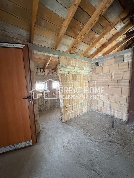 Продава се Тристаен апартамент в Търговище, Център - 131 кв.м за 535 €/кв.м - Снимка #4