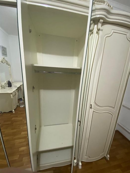 Спальный гарнитур б/у