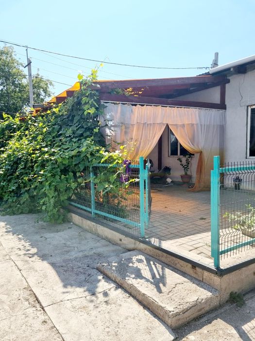 Продаётся дом в центре