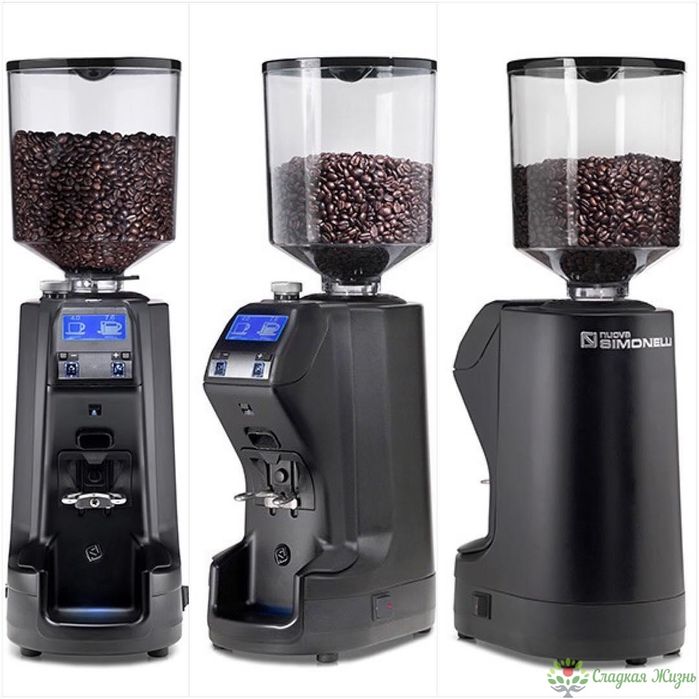 Продам кофемолку Nuova Simonelli