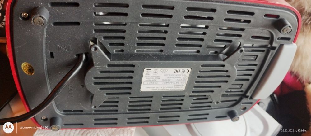 Отличен тостер запазен