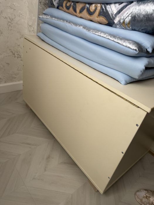 Сандық, рэйл сатылады