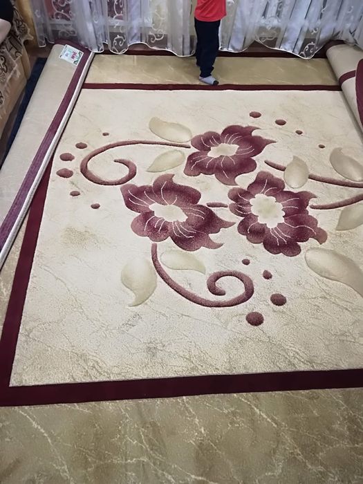 Продам ковры б/у