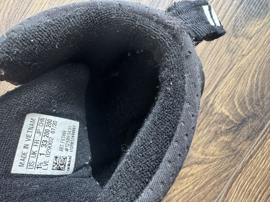 Детски обувки Adidas BOA номер 33