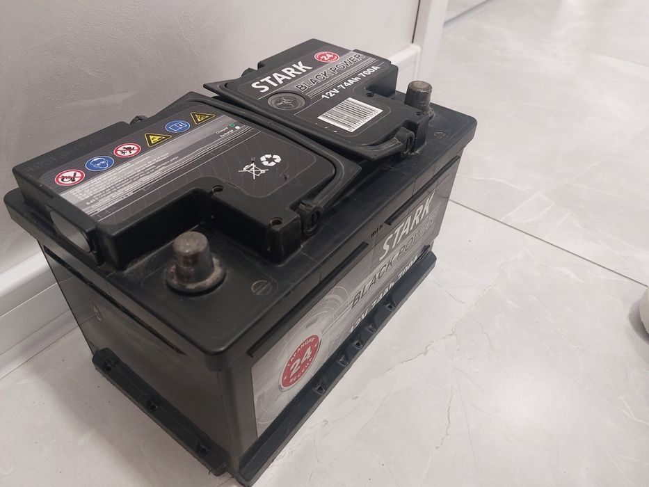 Акумулатор 70Ah 700A