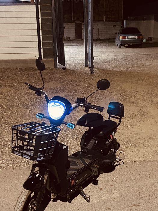 Скутер электрический