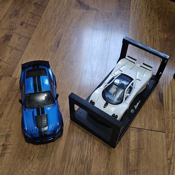 Нови метални колички.