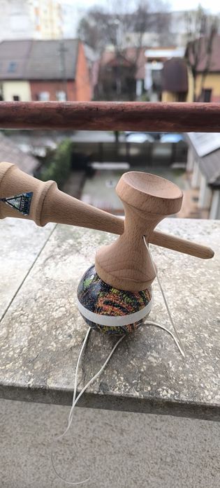 Kendama Krom Noia 5 semnată de XRemus.