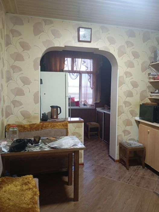 4/4/4 Куйлик 1 мавзе метро Киёт,92 кв.м без ремонта,73 500 $