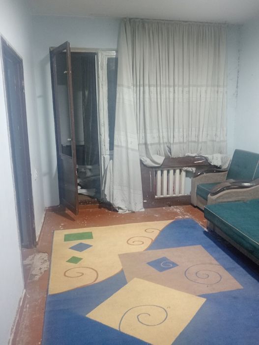 Ижарага Юнусабад 12 кварталда 1'2 хона ижарага берилади.