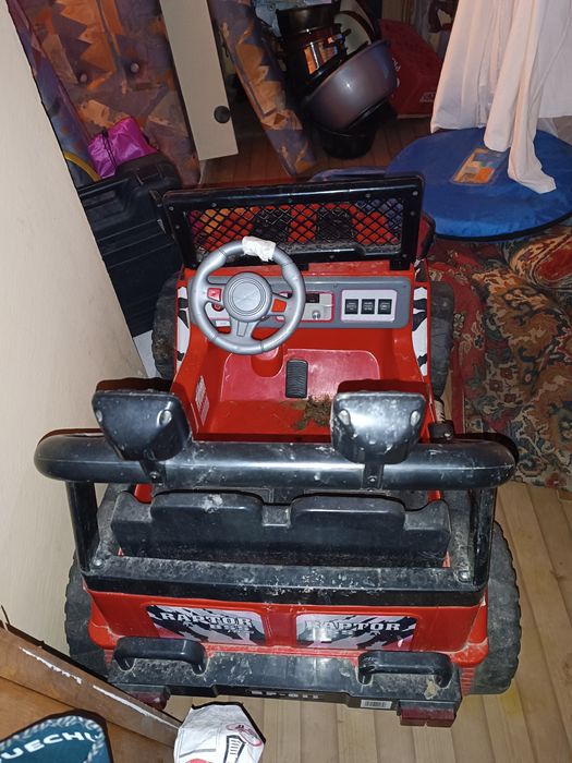 Mașinuță electrica copii in perfecta stare foarte puțin folosita