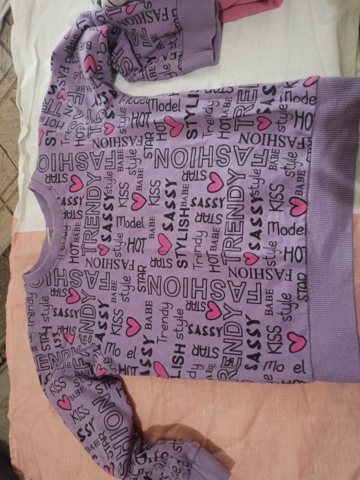 Все по 1000 тенге на девочку