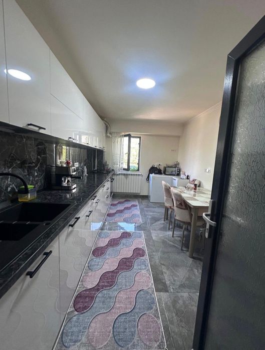 Vând apartament icfrimu