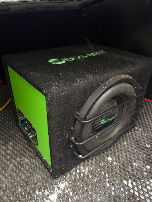 Сабвуфер . Усилитель