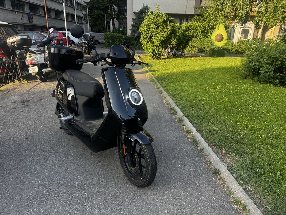 Scuter electric Niu NQI GTS 2024