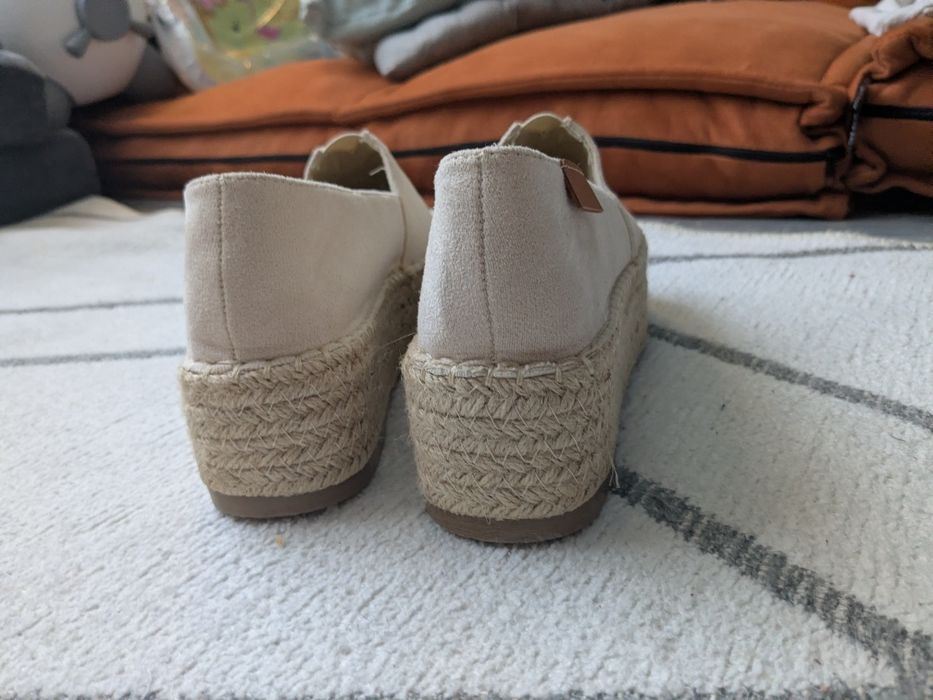 Дамски еспадрили на платформа Zapatos