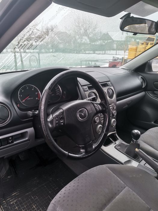 Vând Mazda 6 2.0 diesel