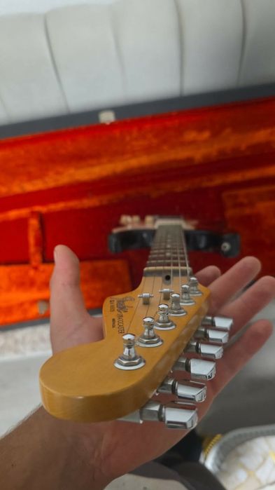 Fender stratocaster usa