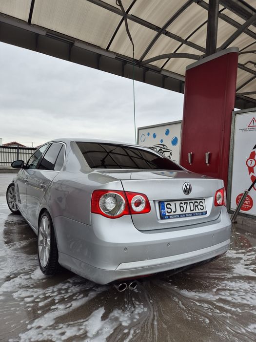 Volkswagen Jetta 2.0 TDI 170 CP