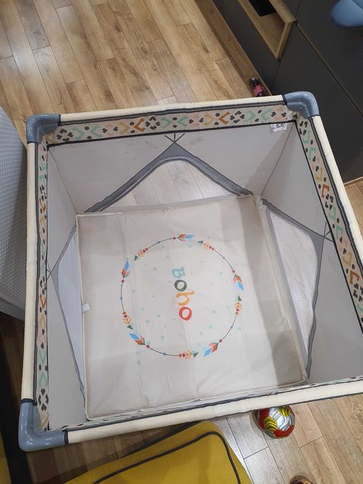 Бебешка кошара за игра