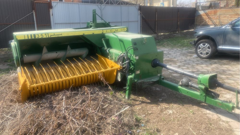 пресс подборщик тюковый