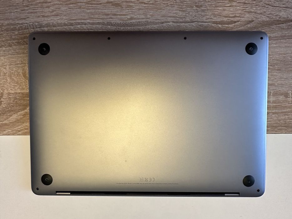 Macbook Pro 13inch A2159 ecran defect