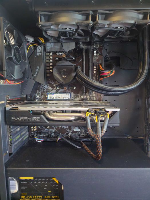 Vand PC Gaming Ryzen 5 3600 / RX 580 8GB / 16GB / 1TB + Monitor + Periferice