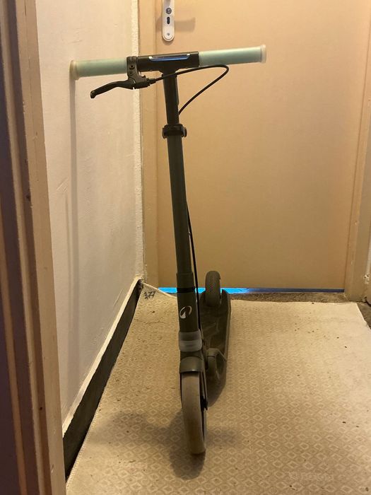 Тротинетка BTWIN ползвана малко 40 евро, от Декатлон 79 евро
