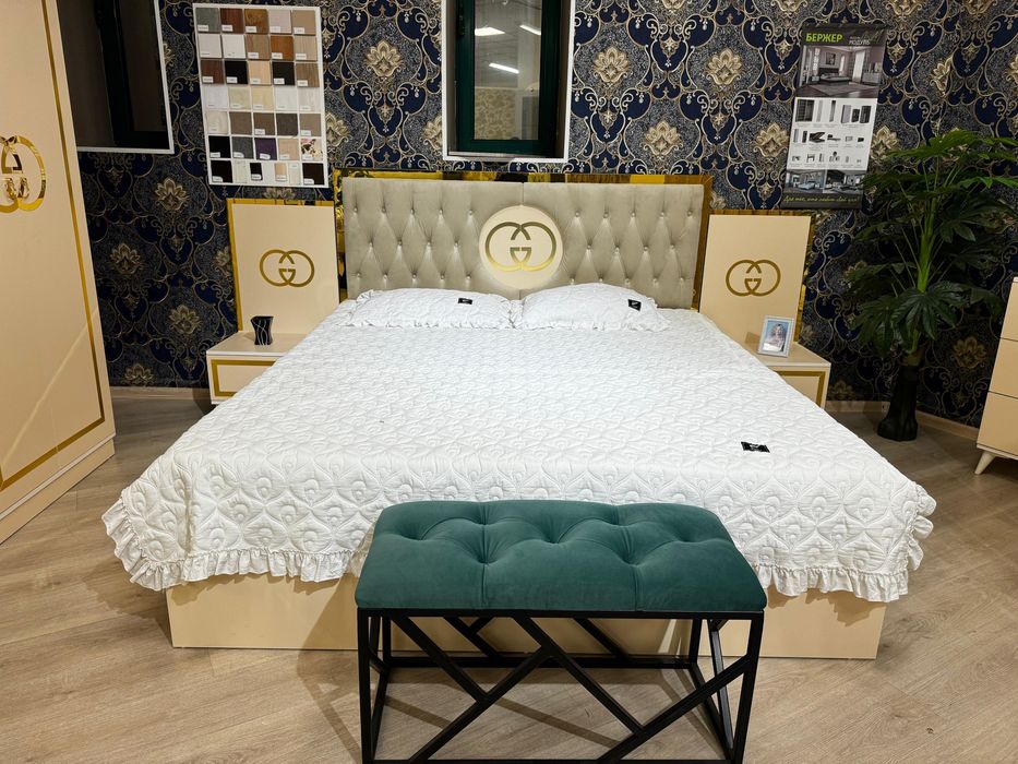 Спальный гарнитур, распродажа