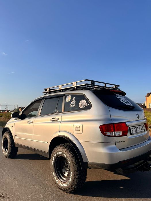 Продам рамный внедорожник