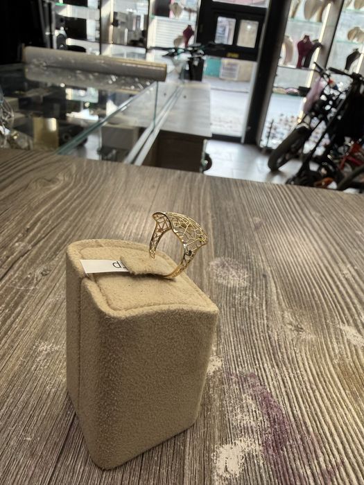 Нов Златен Пръстен 1,48гр 14К