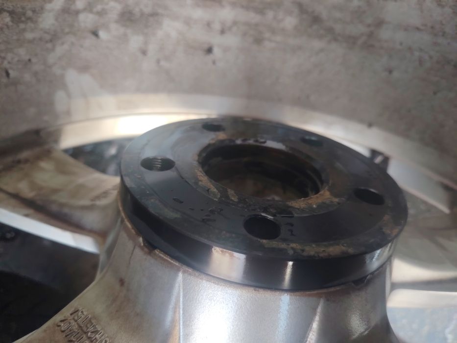 Шины с дисками 2 комплекта