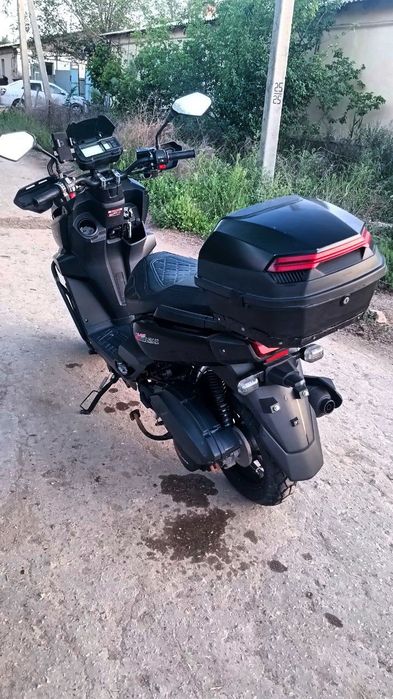 Скутер Танк 150 куб