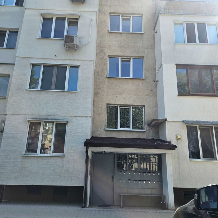 Продава се Двустаен апартамент в София, Дружба 1 - 72 кв.м за 2334 €/кв.м - Снимка #8