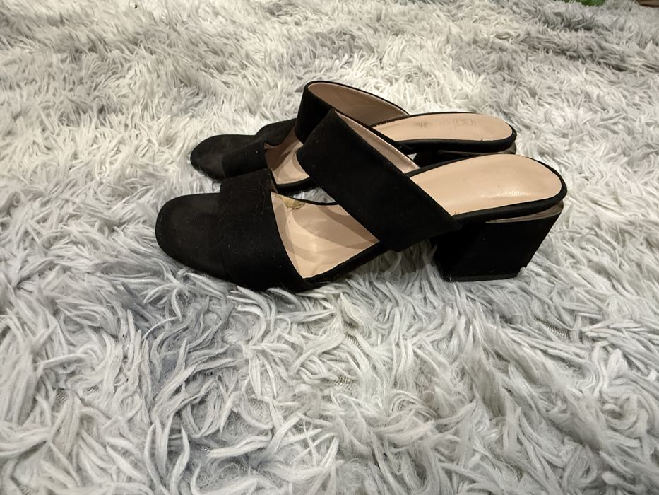 Продам туфли, босоножки