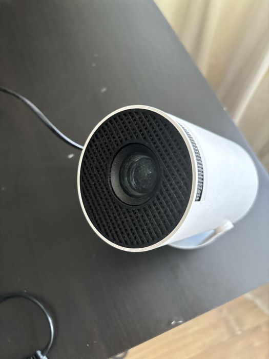 Videoproiector LCD Hd Hy300pro